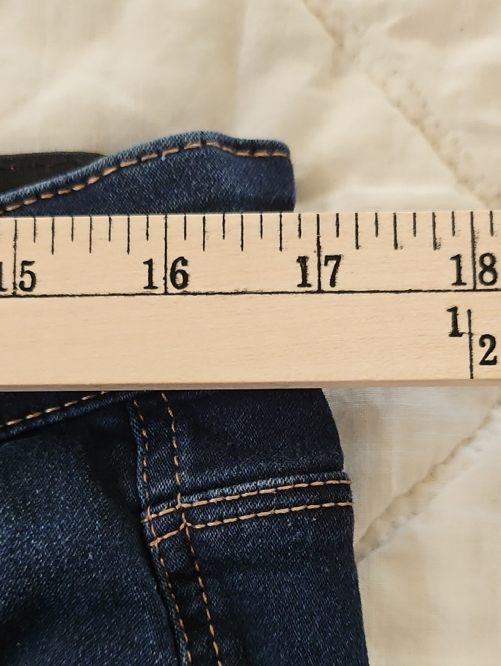 Curve Appeal -  High Rise Jeans w/ Comfort Waistband - Picture 3 of 7